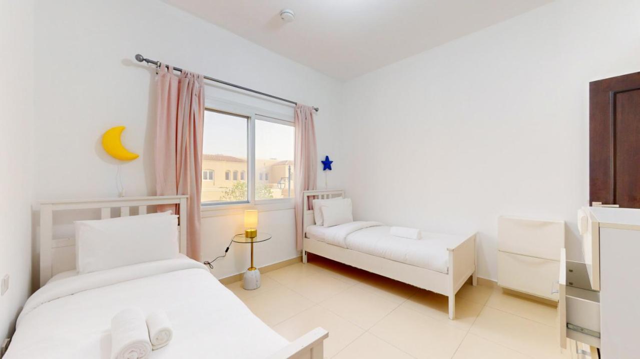 Bella Casa At Serena - Peaceful Three Bed Villa Dubai Exterior foto